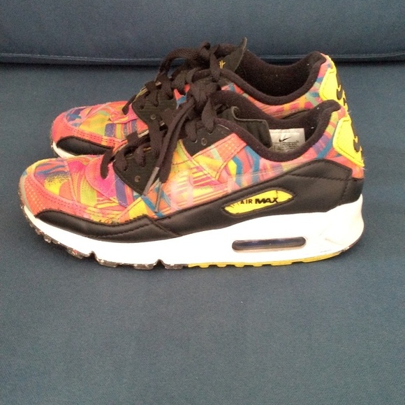 NikevAir Max 90 Familia ~ Latino heritage ~US 5, EUR 37.5 - Picture 3 of 13